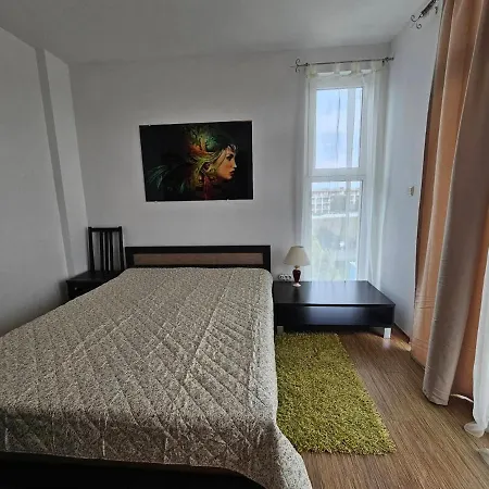 Odisei Large * Nesebar