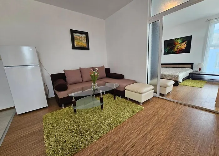 Odisei Large * Nesebăr