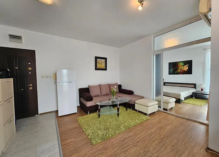 Odisei Large * Nesebăr